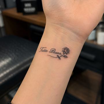tatuaje “Tutto Passa”