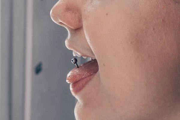 db9e9f10-8dd4-4c6a-ae0e-c916ac486939